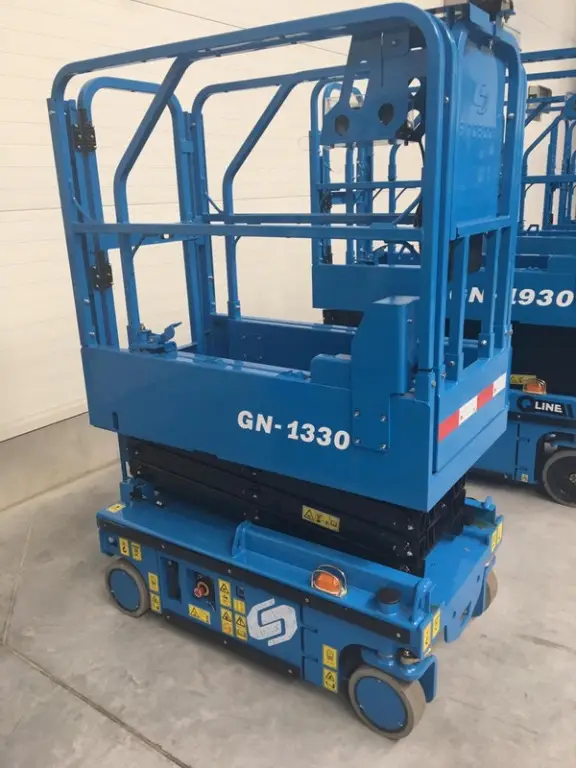 Mały podnośnik nożycowy Sinoboom GN-1330E - gizo.pl